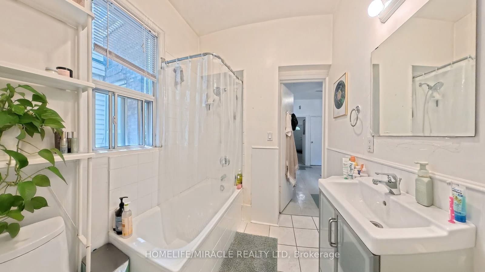 121 Medland Street thumbnail 30