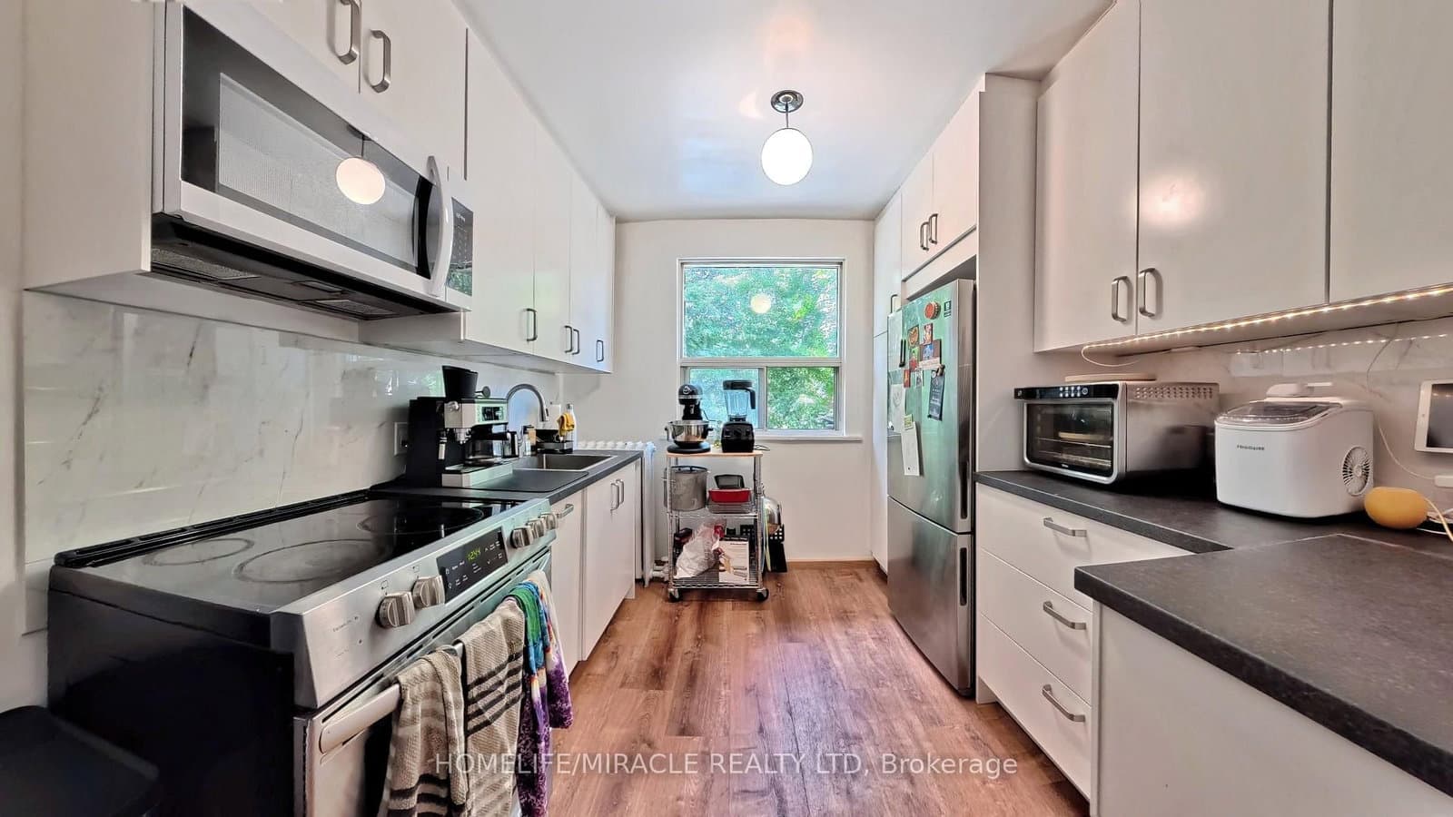 121 Medland Street thumbnail 8