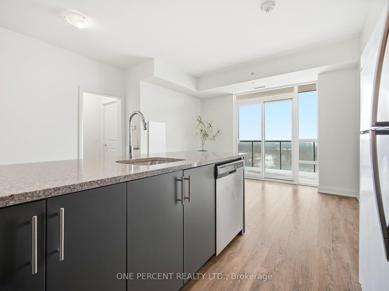 65 Yorkland Boulevard, Unit 811 thumbnail 16