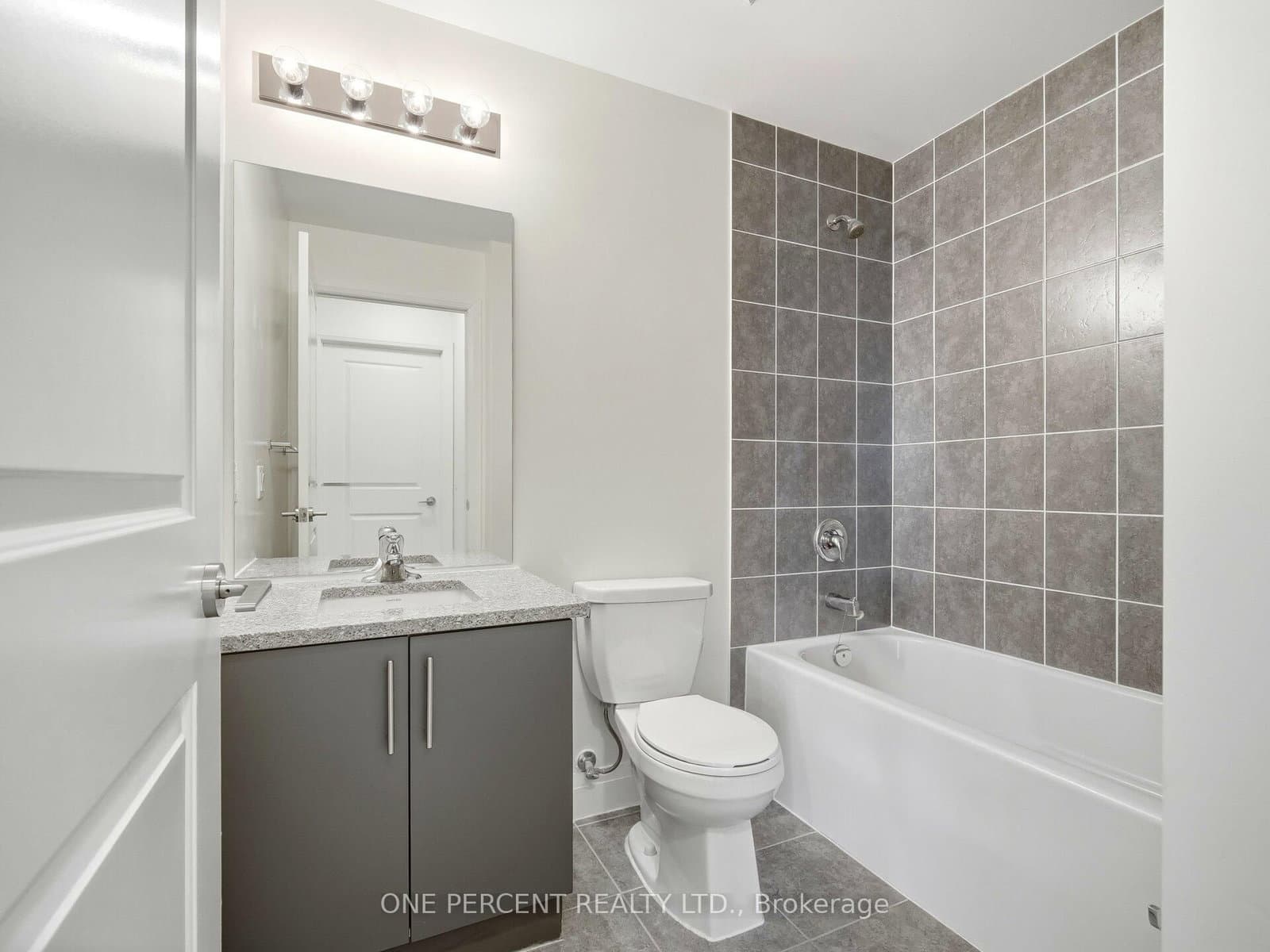 65 Yorkland Boulevard, Unit 811 thumbnail 20