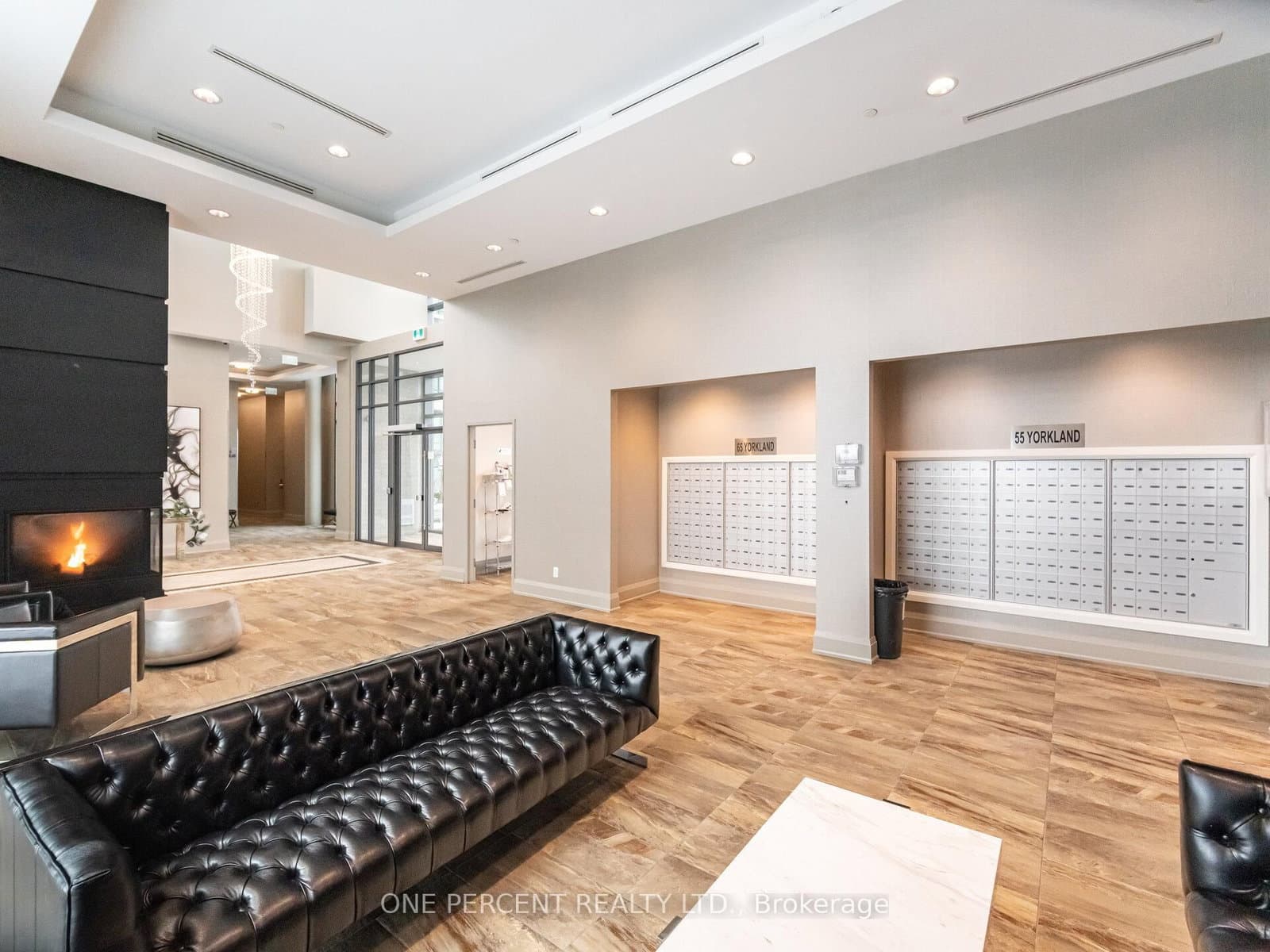 65 Yorkland Boulevard, Unit 811 thumbnail 6