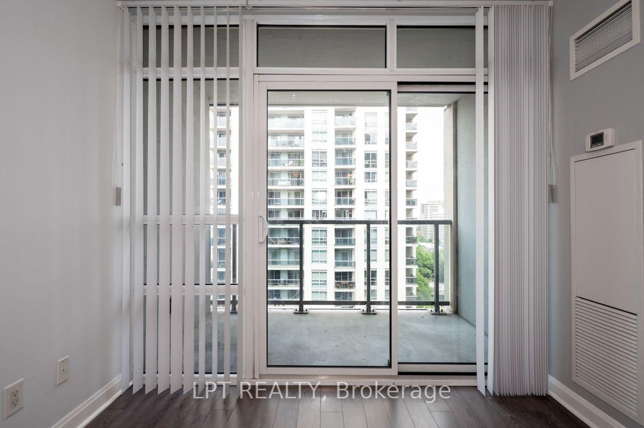 1 Michael Power Place, Unit 1513 thumbnail 25