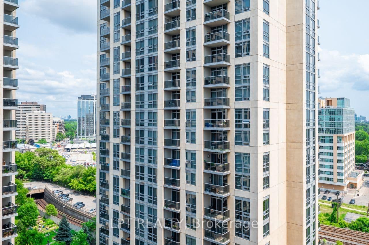 1 Michael Power Place, Unit 1513 thumbnail 28