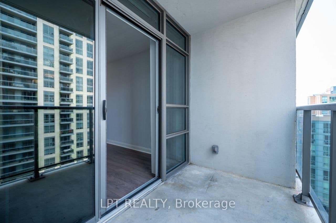 1 Michael Power Place, Unit 1513 thumbnail 29
