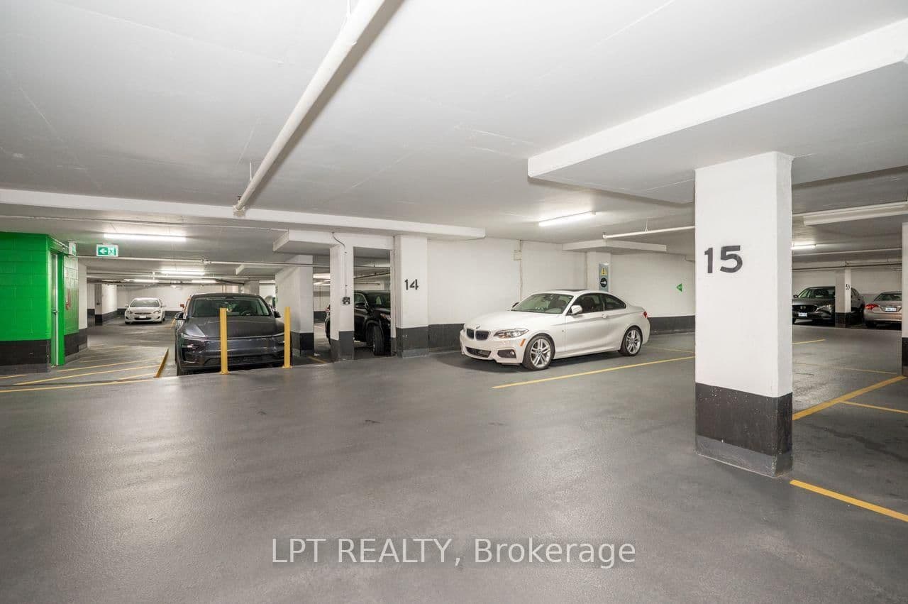 1 Michael Power Place, Unit 1513 thumbnail 38