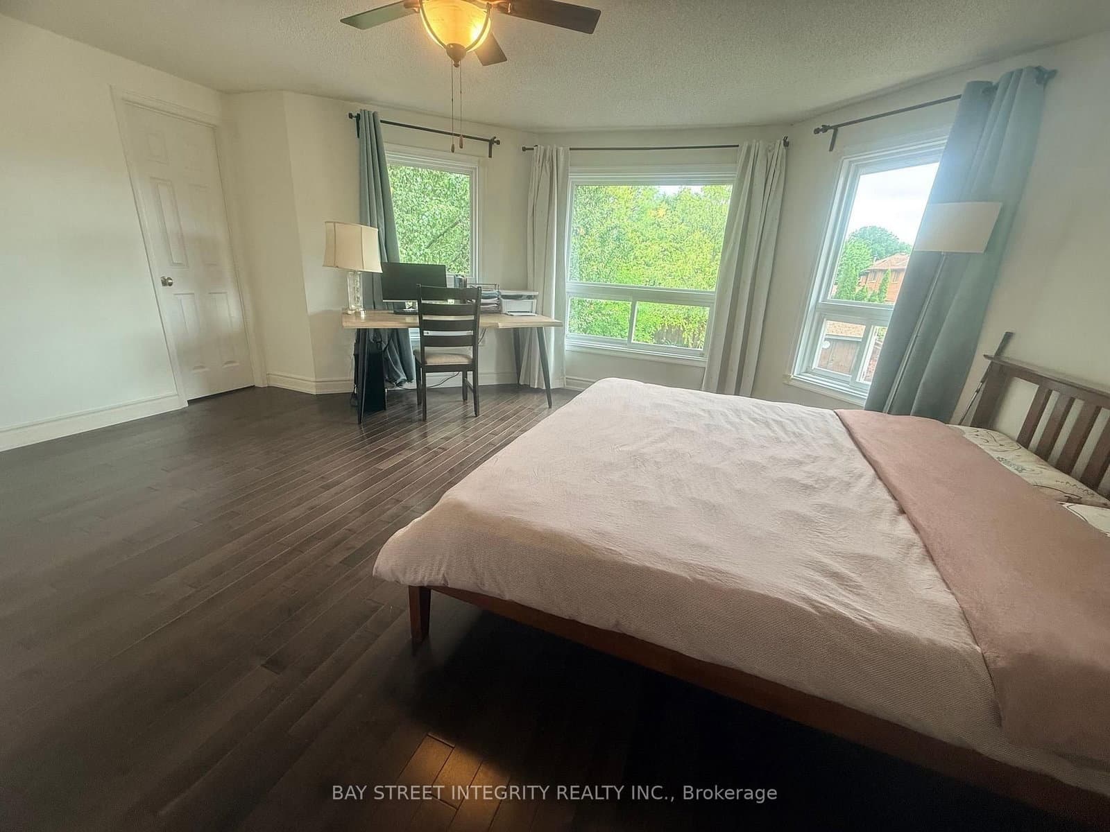 1469 Reeves Gate thumbnail 5