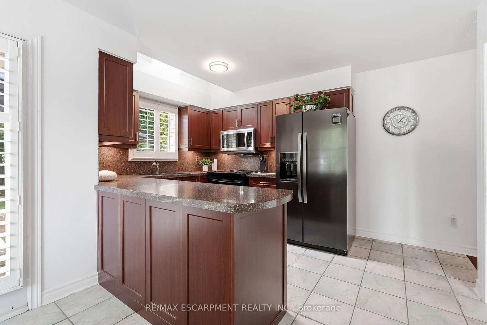 1154 Windrush Drive thumbnail 16
