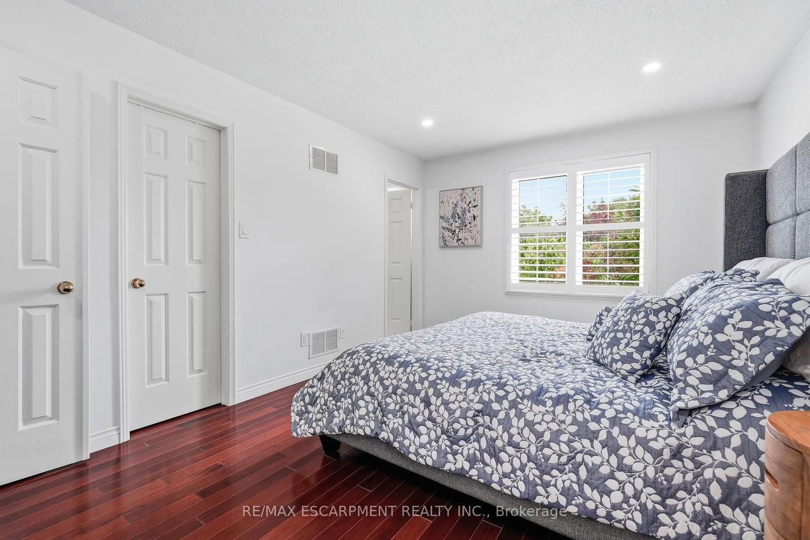 1154 Windrush Drive thumbnail 28