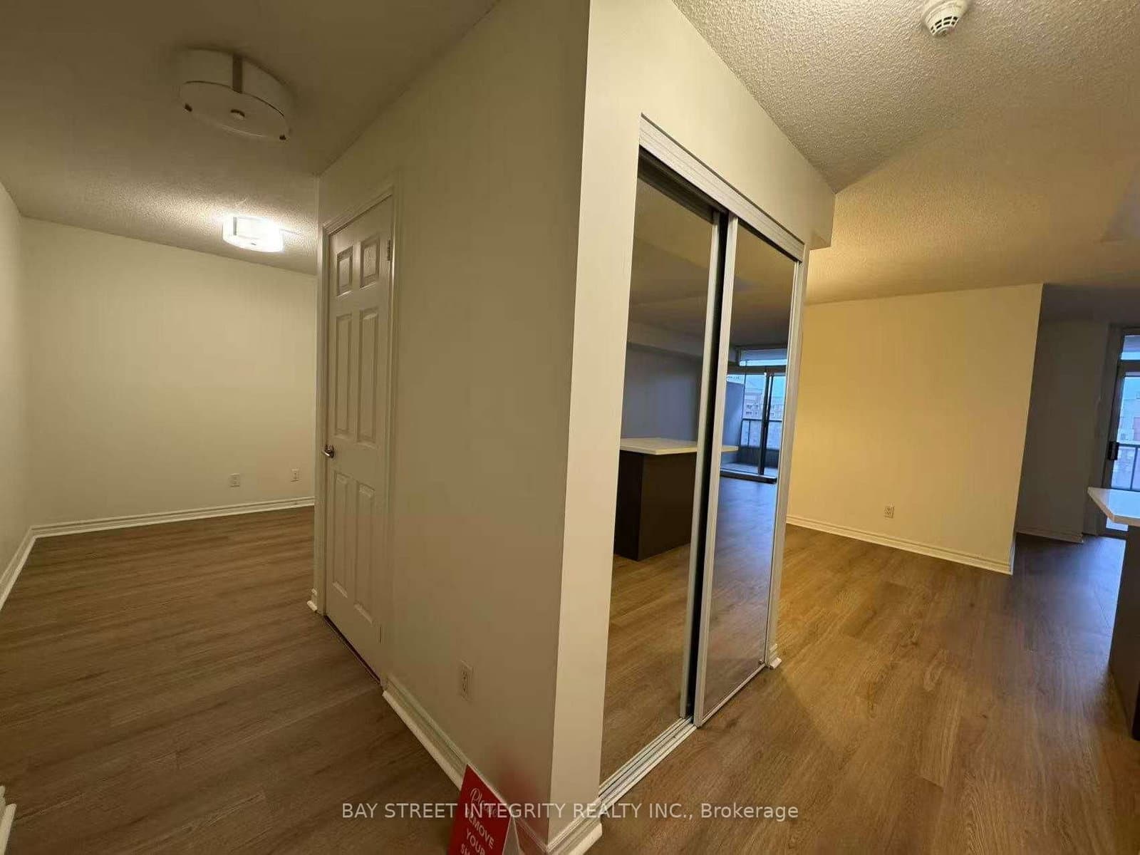 3888 Duke Of York Boulevard, Unit 2328 thumbnail 4