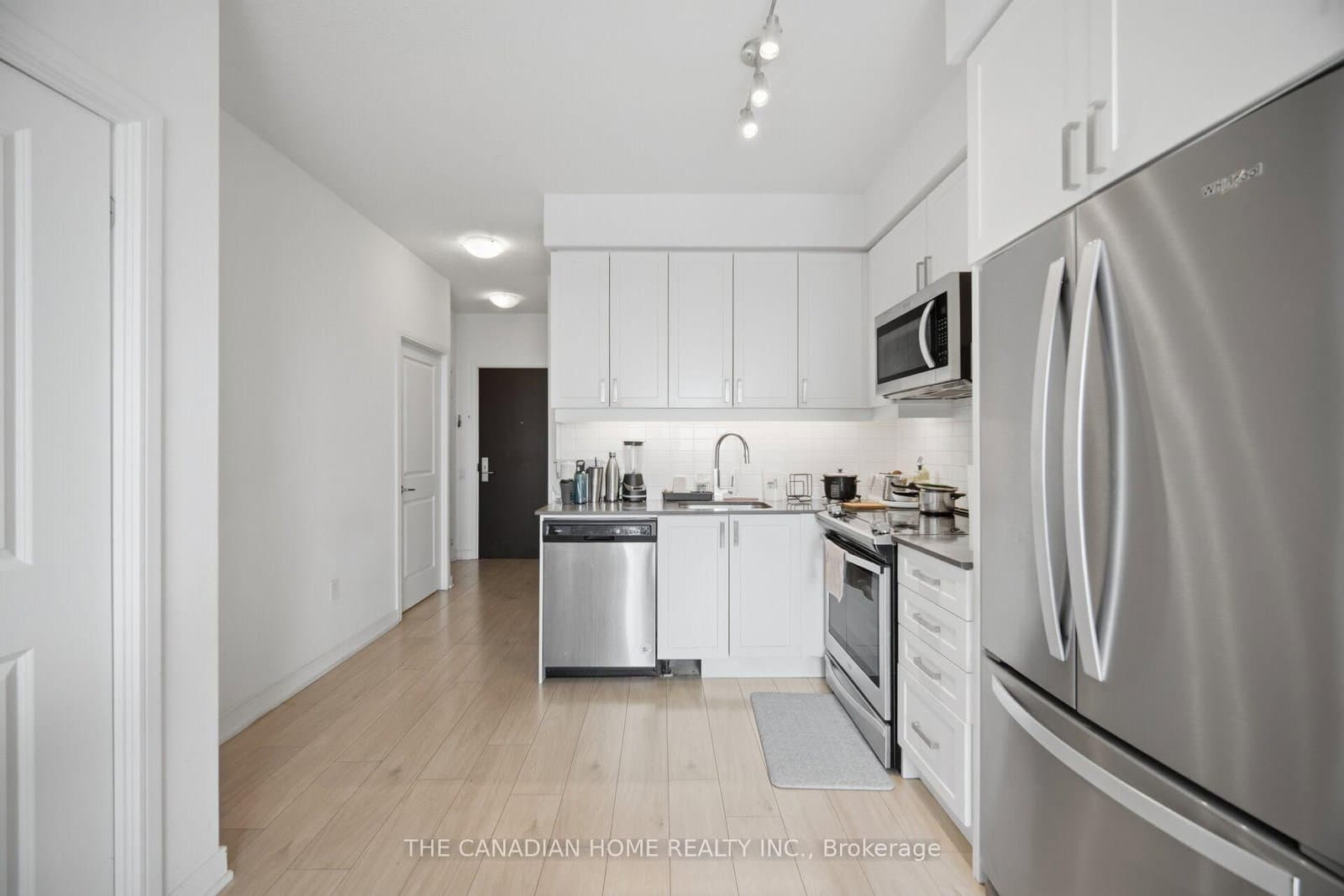 8 Nahani Way E, Unit 3119 thumbnail 12