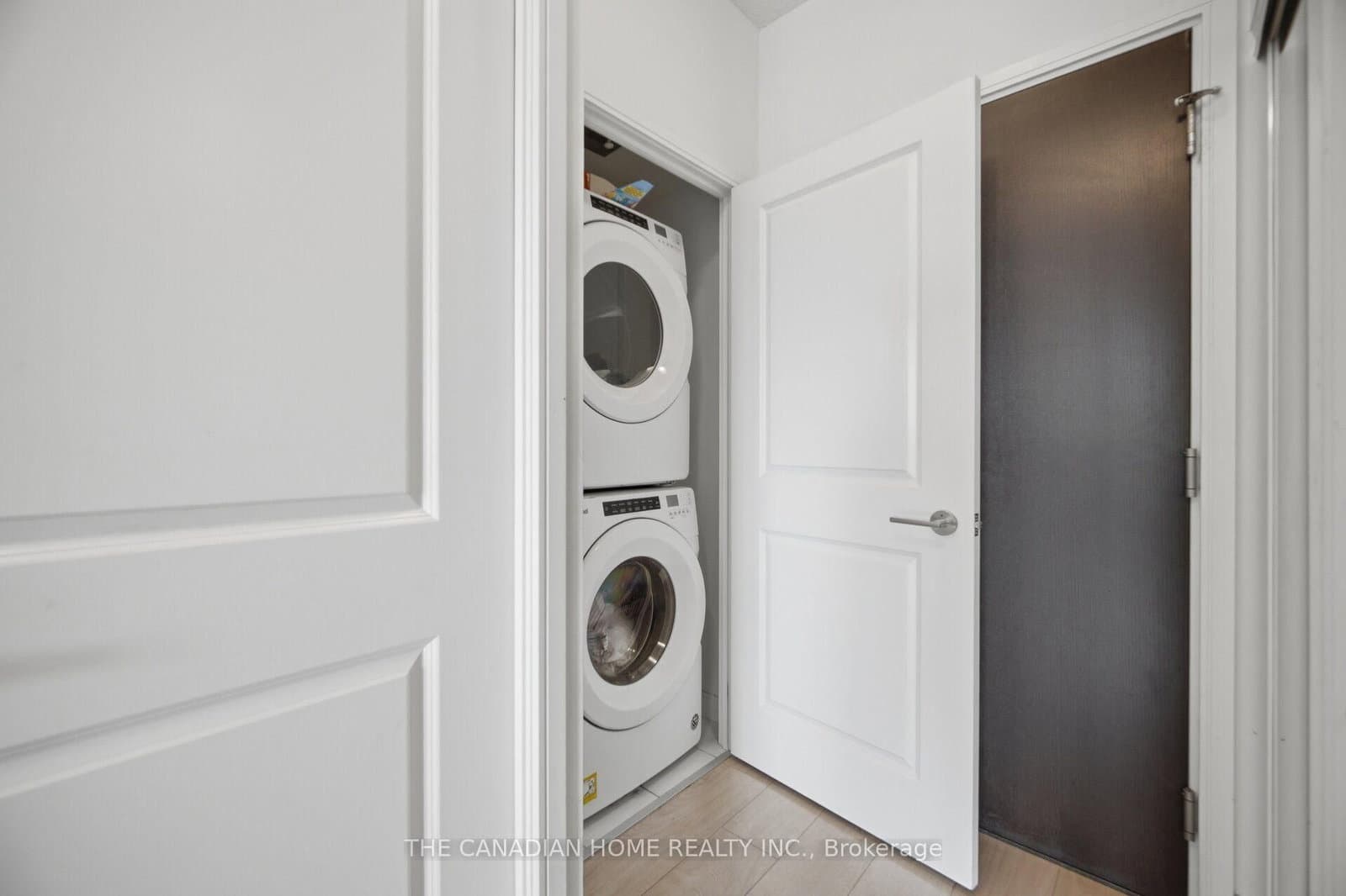 8 Nahani Way E, Unit 3119 thumbnail 21