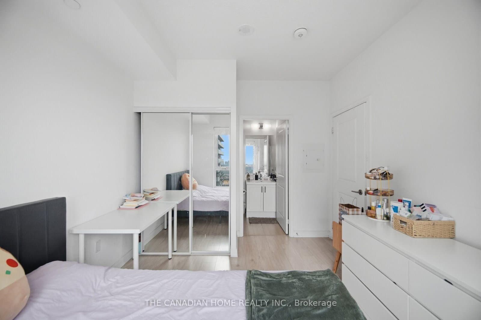 8 Nahani Way E, Unit 3119 thumbnail 24