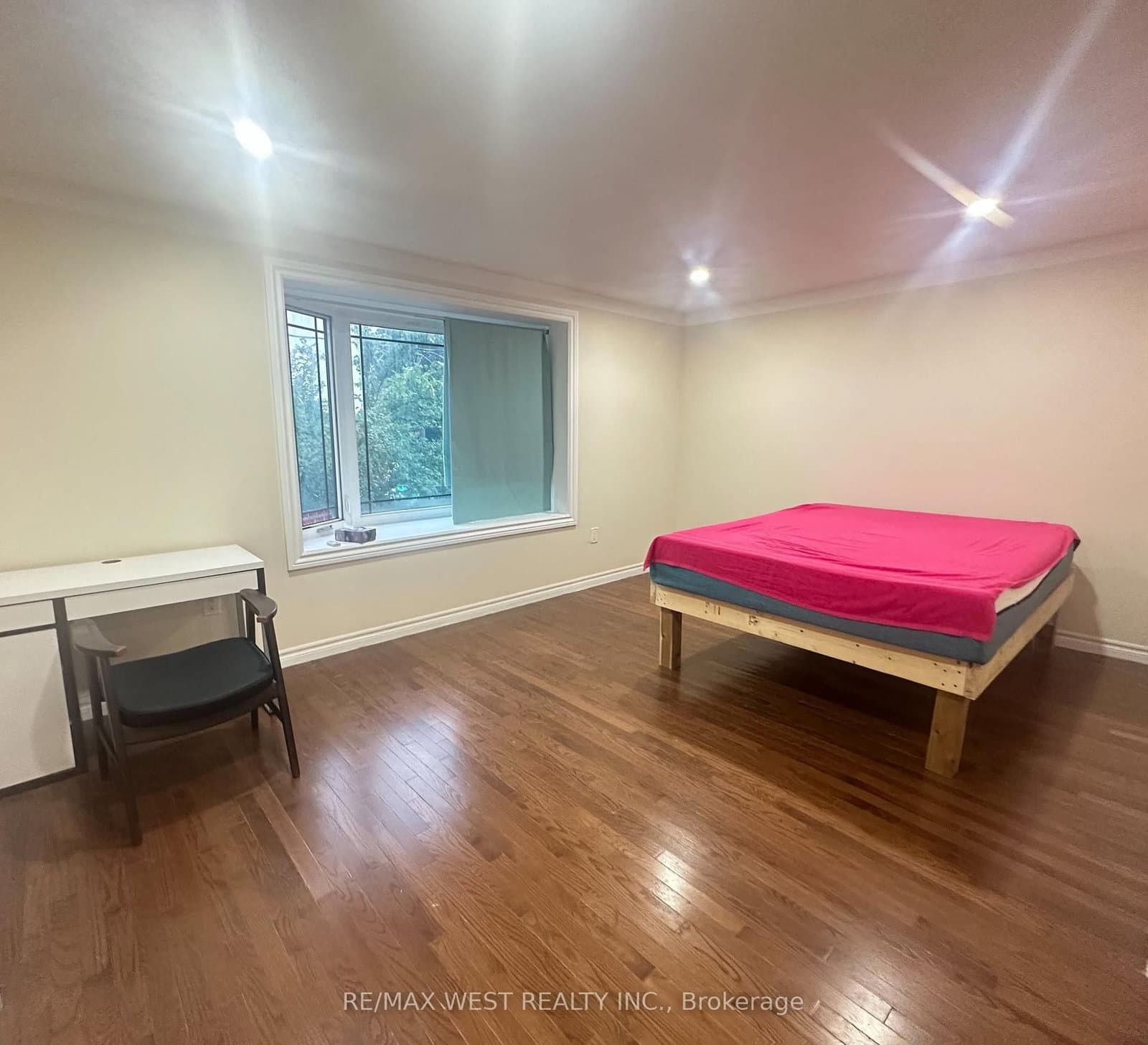 1761 Keele Street, Unit Apt 2 thumbnail 6