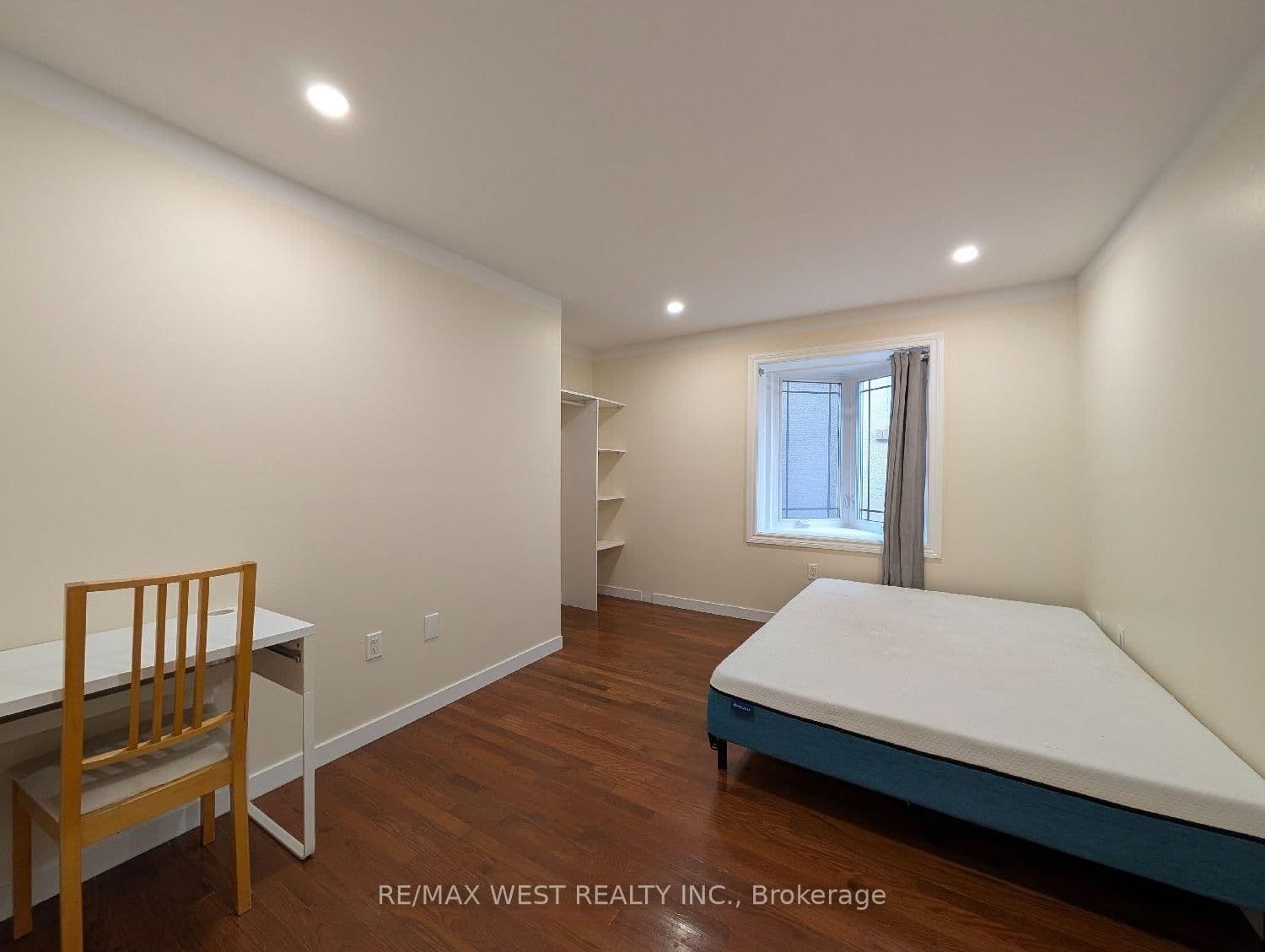 1761 Keele Street, Unit Apt 2 thumbnail 7