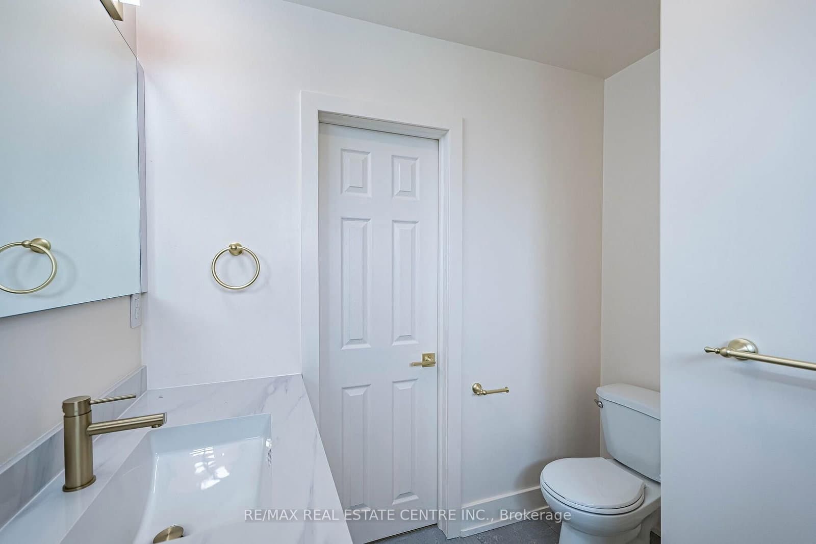 7053 Harwick Drive thumbnail 28