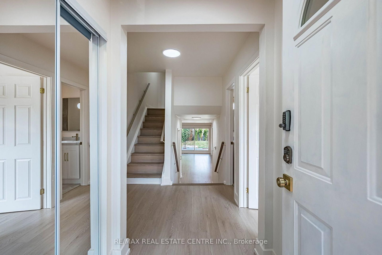 7053 Harwick Drive thumbnail 6