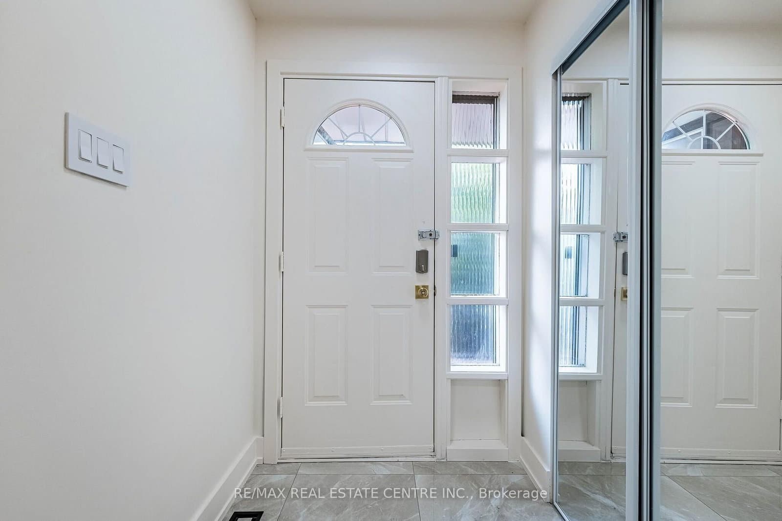 7053 Harwick Drive thumbnail 7