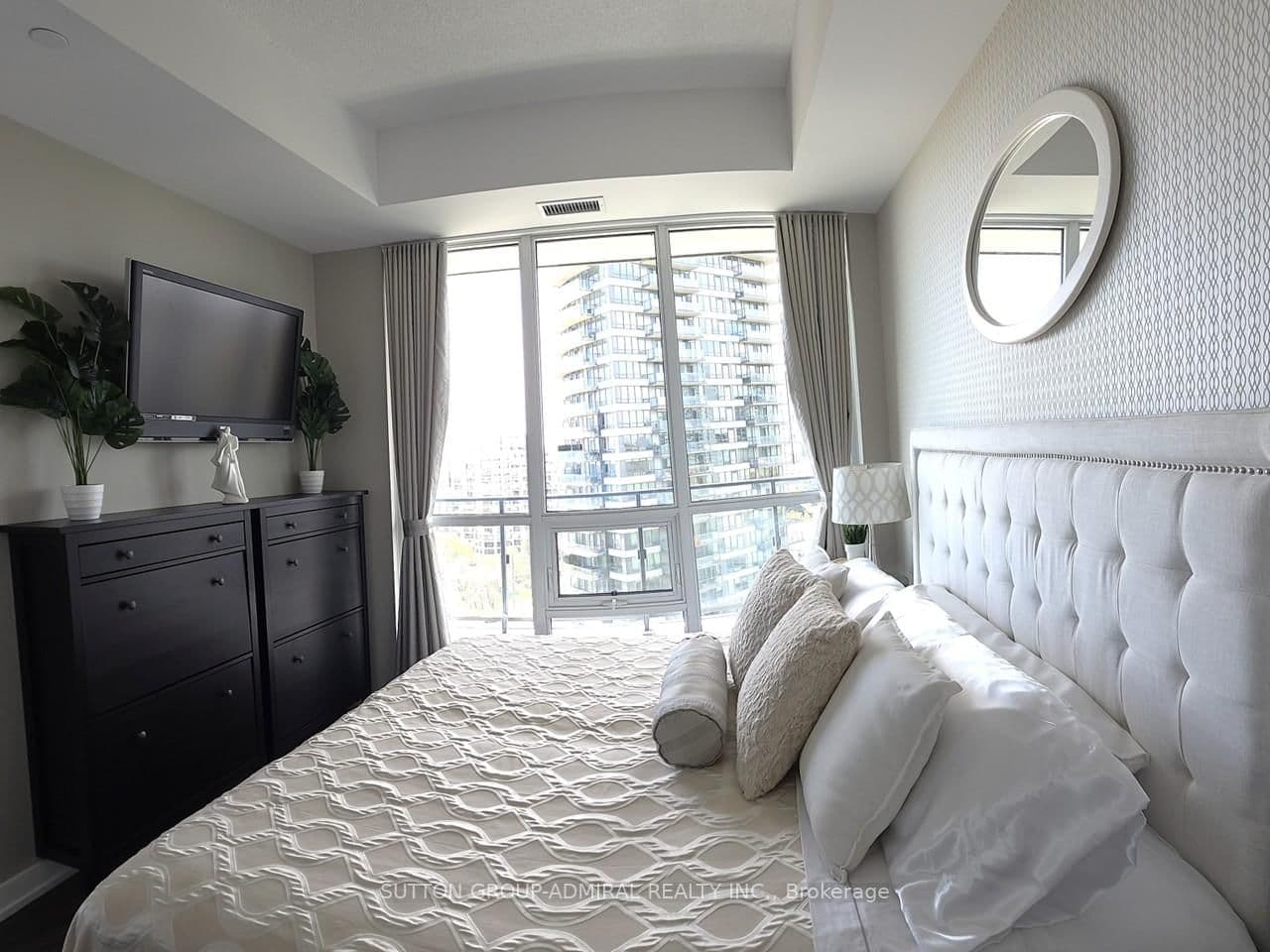 2212 Lake Shore Boulevard W, Unit 1803 thumbnail 20
