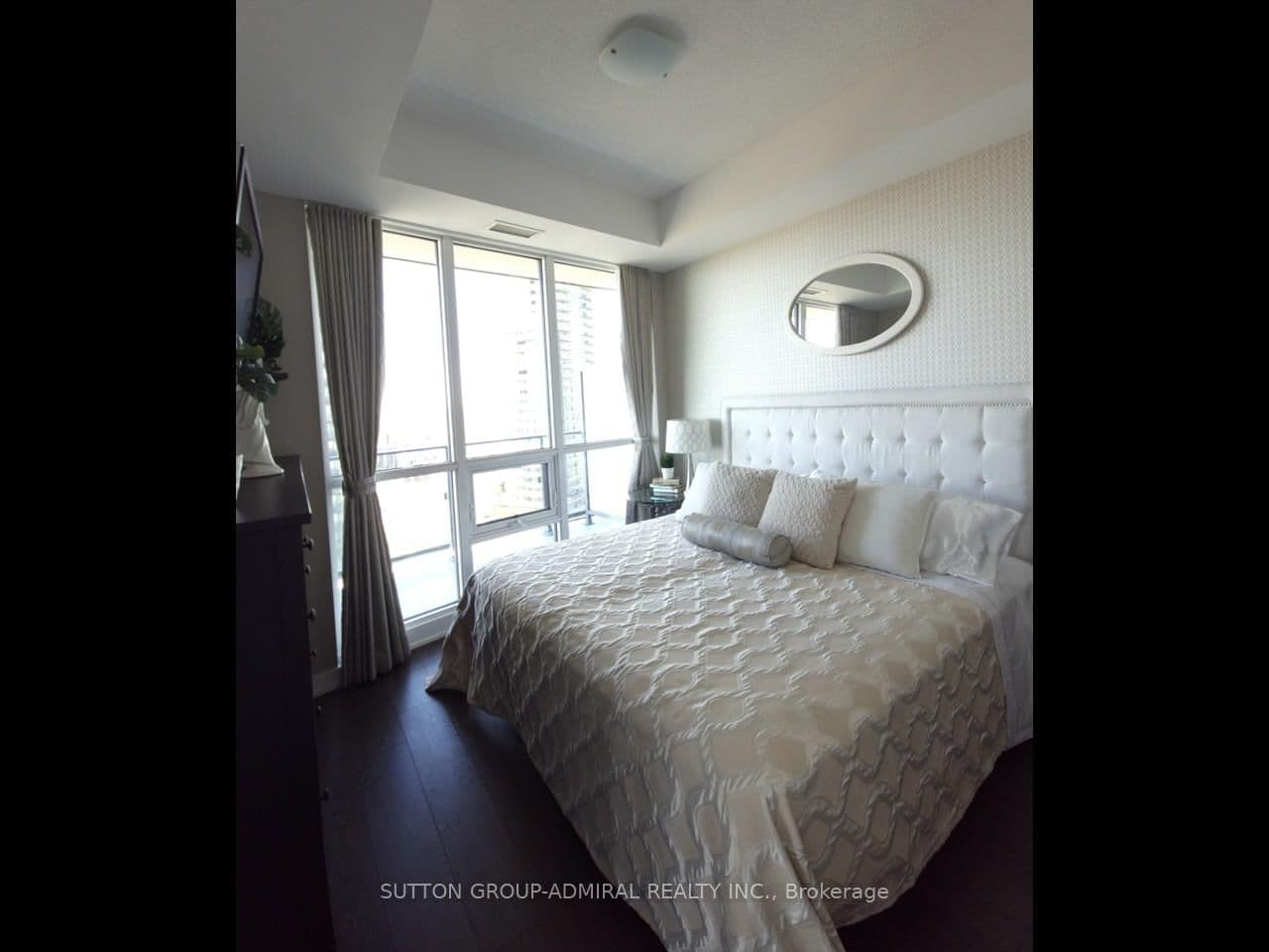 2212 Lake Shore Boulevard W, Unit 1803 thumbnail 21
