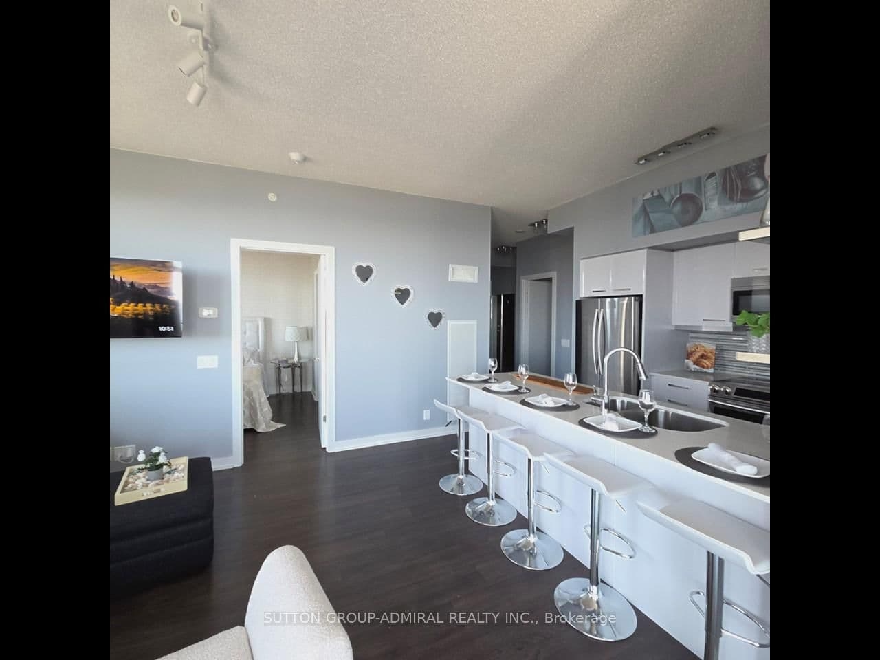 2212 Lake Shore Boulevard W, Unit 1803 thumbnail 8