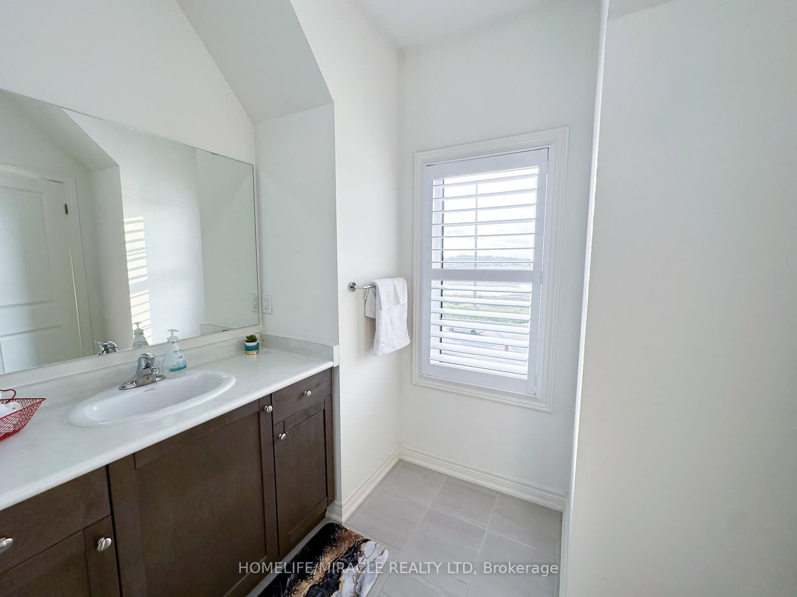 58 Fruitvale Circle thumbnail 15