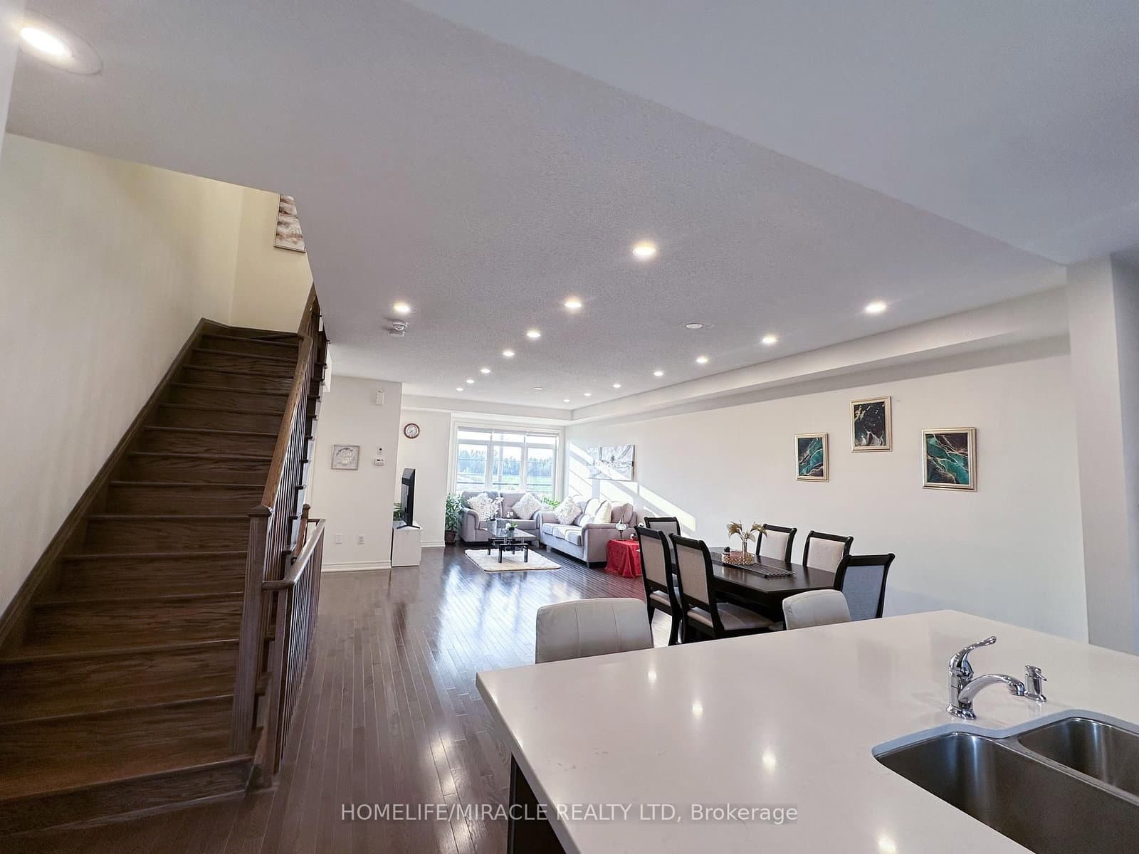 58 Fruitvale Circle thumbnail 4