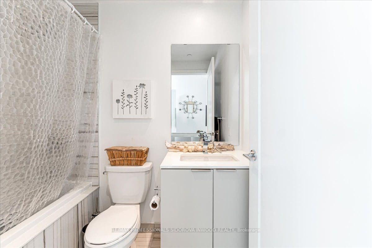 70 Annie Craig Drive, Unit 4105 thumbnail 13