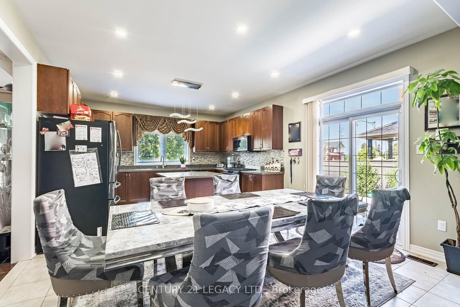 11 DRUMMONDVILLE Drive thumbnail 10