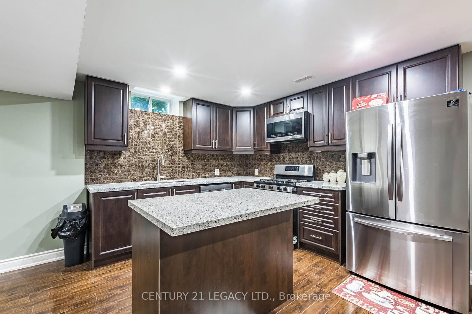 11 DRUMMONDVILLE Drive thumbnail 29