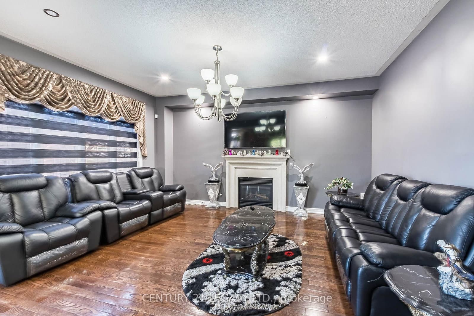 11 DRUMMONDVILLE Drive thumbnail 9