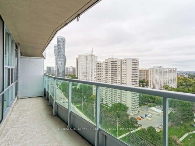 1 Elm Drive, Unit 1801 thumbnail 15