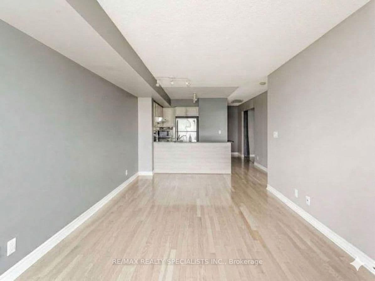 1 Elm Drive, Unit 1801 thumbnail 6