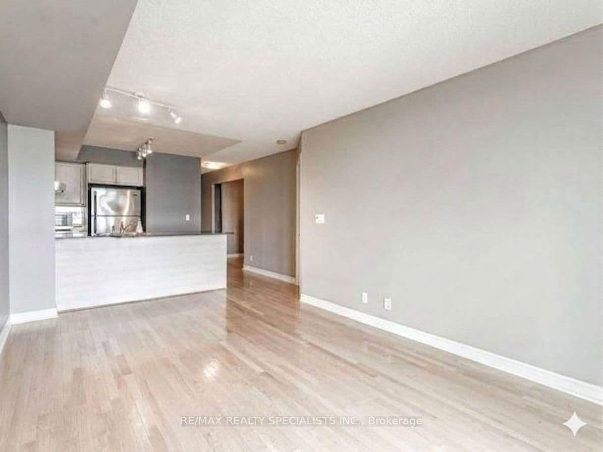 1 Elm Drive, Unit 1801 thumbnail 7