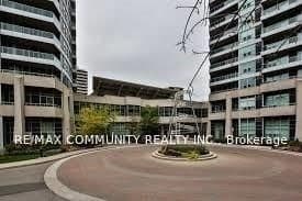1 Elm Drive W, Unit 304 thumbnail 2