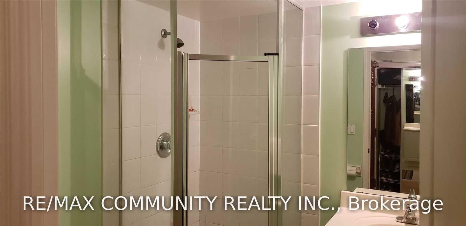 1 Elm Drive W, Unit 304 thumbnail 6