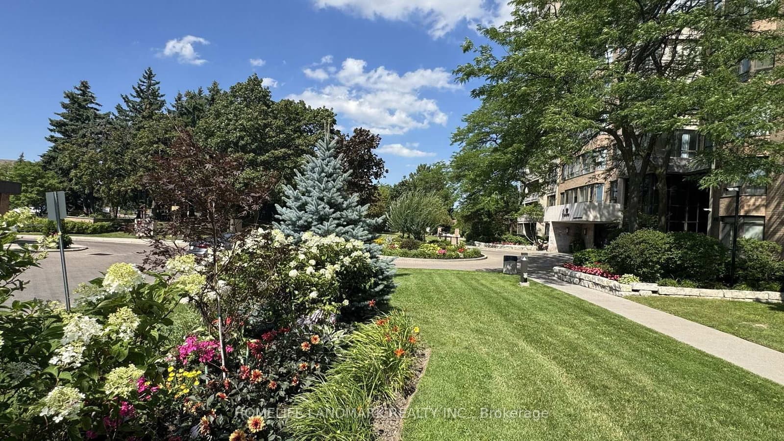 100 County Court Boulevard, Unit 707 thumbnail 50