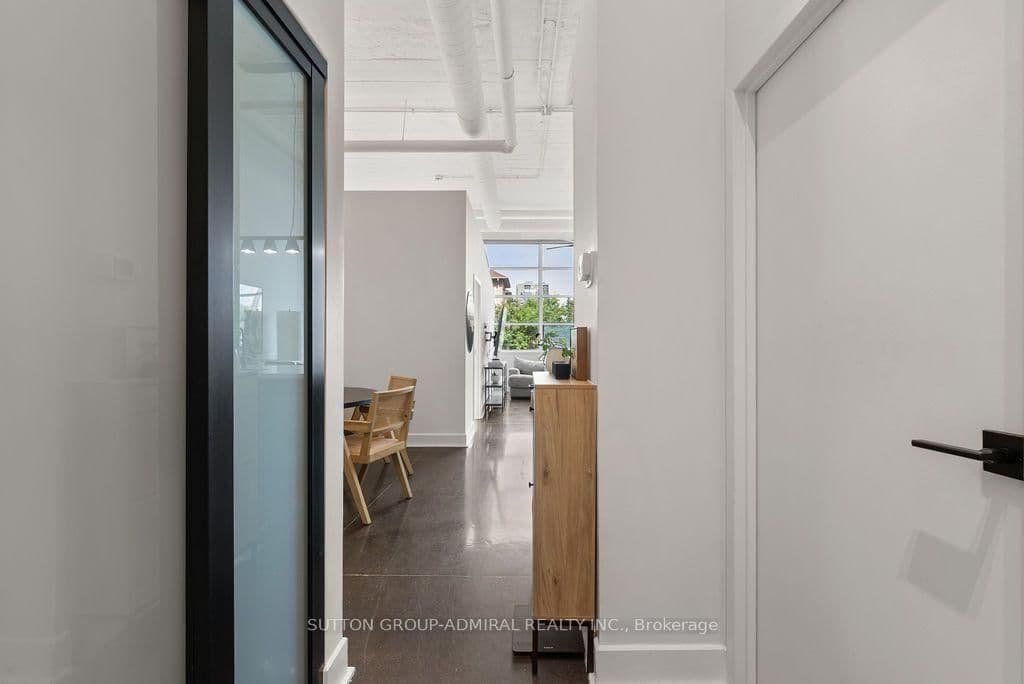 1001 Roselawn Avenue, Unit 124 thumbnail 17