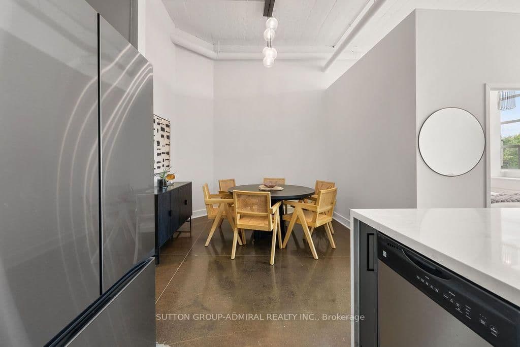 1001 Roselawn Avenue, Unit 124 thumbnail 18