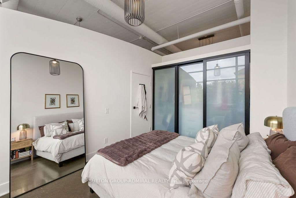 1001 Roselawn Avenue, Unit 124 thumbnail 21