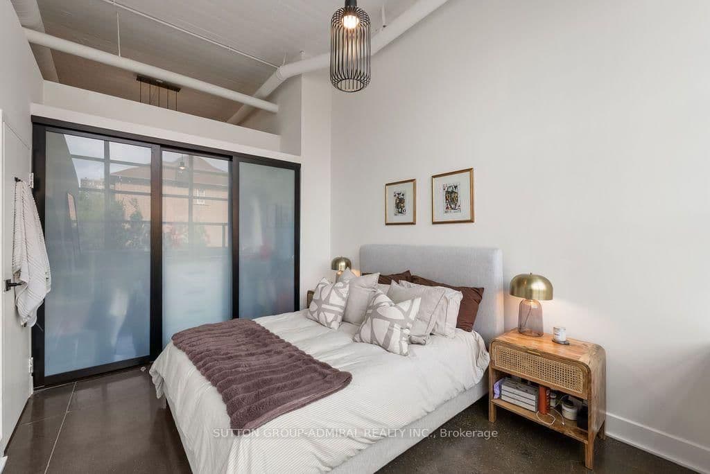 1001 Roselawn Avenue, Unit 124 thumbnail 22
