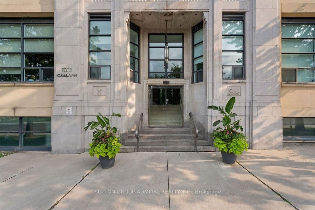 1001 Roselawn Avenue, Unit 124 thumbnail 31