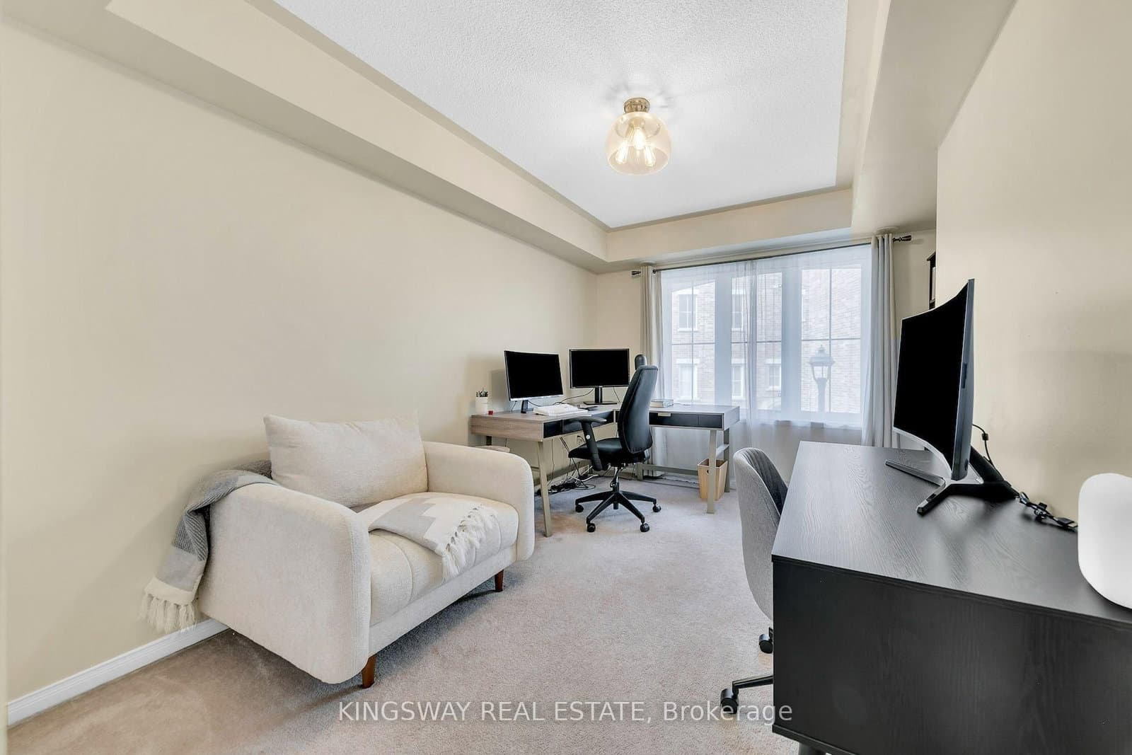 2557 Sixth Line W, Unit 6 thumbnail 12