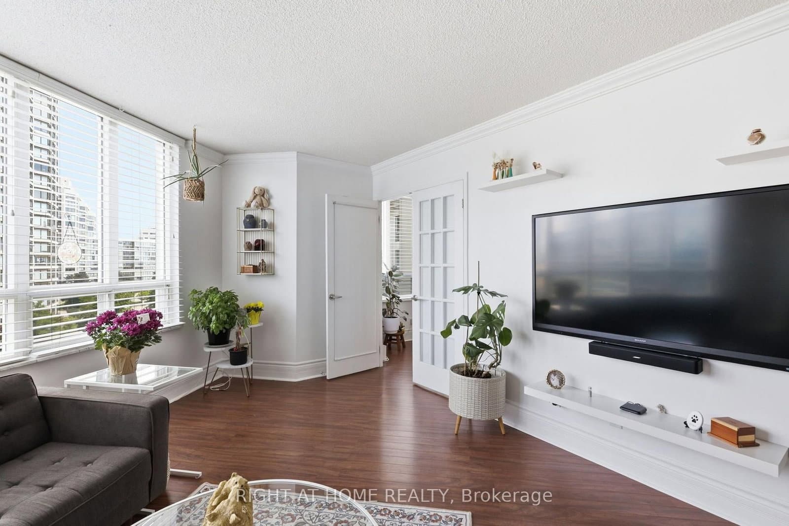 2285 Lake Shore Boulevard W, Unit 312 thumbnail 7