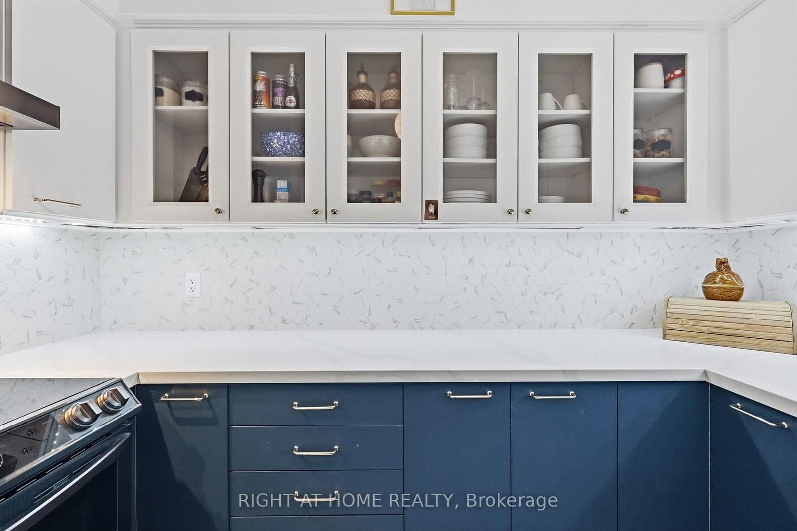 2285 Lake Shore Boulevard W, Unit 312 thumbnail 9