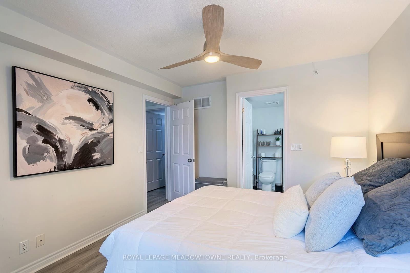 10 Carnation Avenue, Unit 19 thumbnail 18