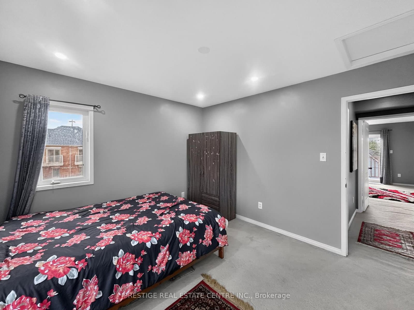 5050 Intrepid Drive, Unit 31 thumbnail 16