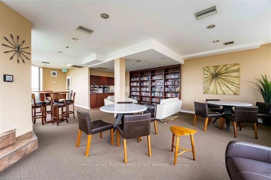 1276 Maple Crossing Boulevard, Unit 809 thumbnail 19