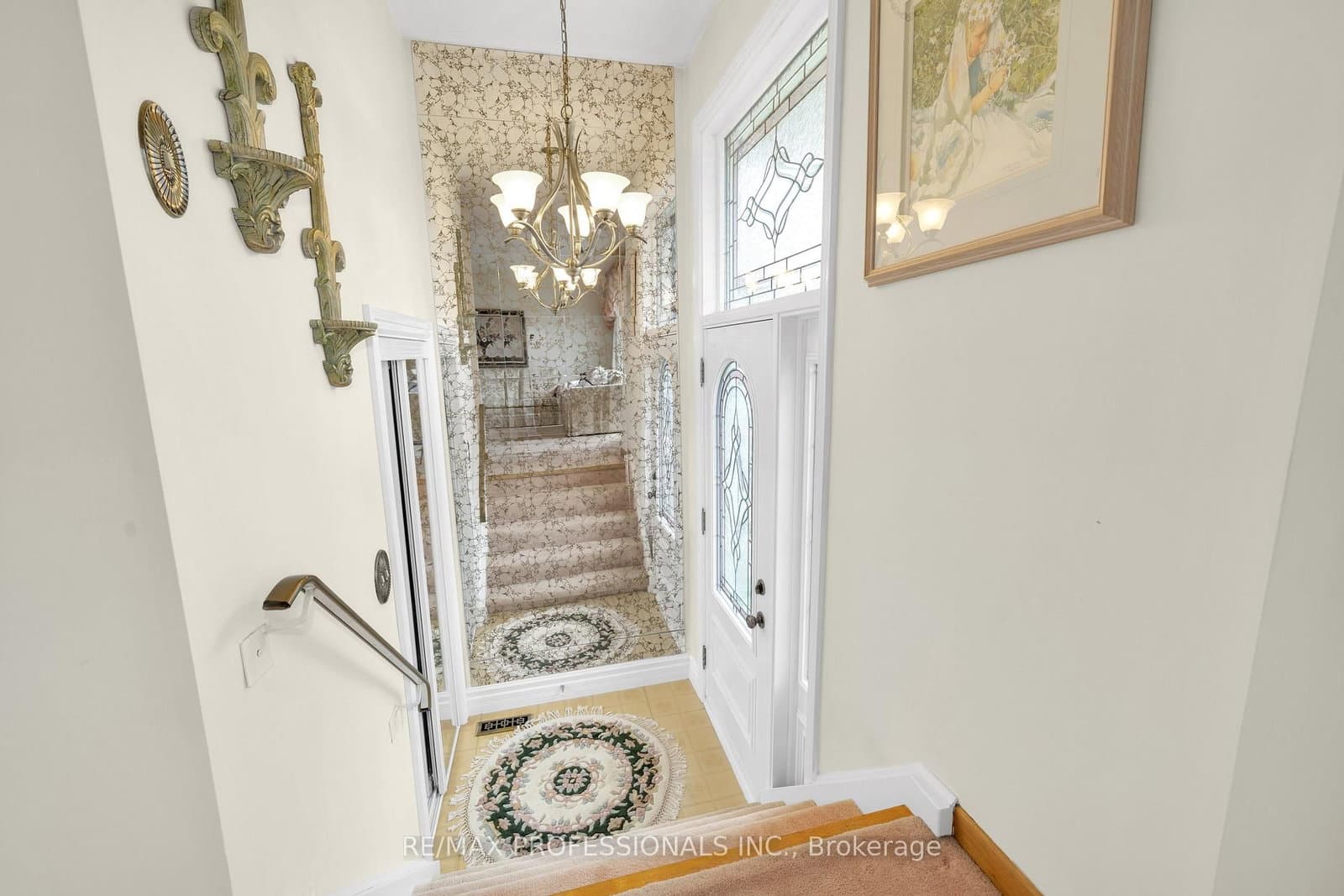 1877 Silverberry Crescent thumbnail 30