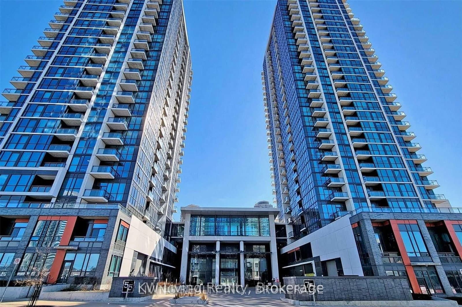 75 Eglinton Avenue W, Unit 1807 thumbnail 2