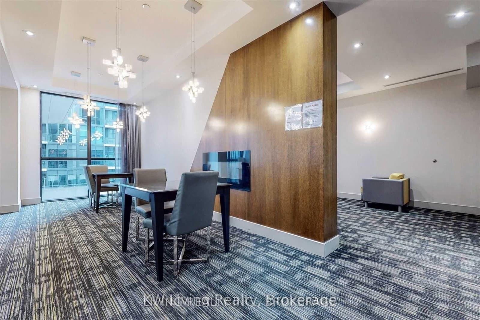 75 Eglinton Avenue W, Unit 1807 thumbnail 25